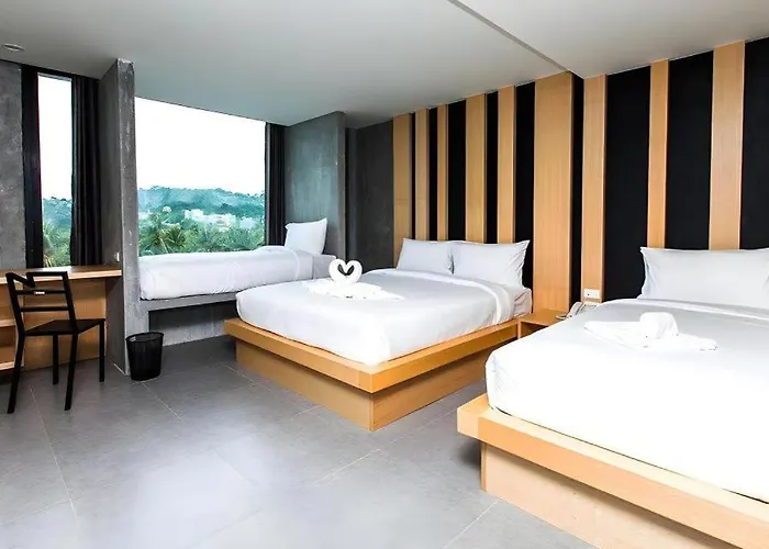 B2 Phuket Boutique & Budget Hotel